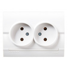 Розетка двойная без заземления LEZARD Deriy белый
