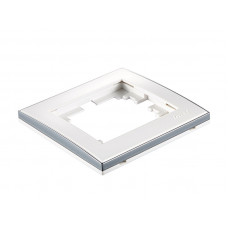 Рамка для розеток / выключателей 1-ая LEZARD Rain белый с хромом