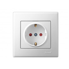 Розетка с защитой от детей (керамика) белая LEZARD Lesya