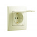 Розетка с заземлением с крышкой LEZARD Lesya крем