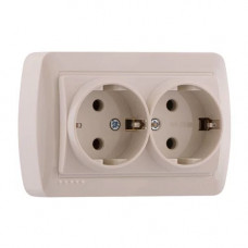 Розетка двойная с заземлением закрытый корпус LEZARD Demet крем